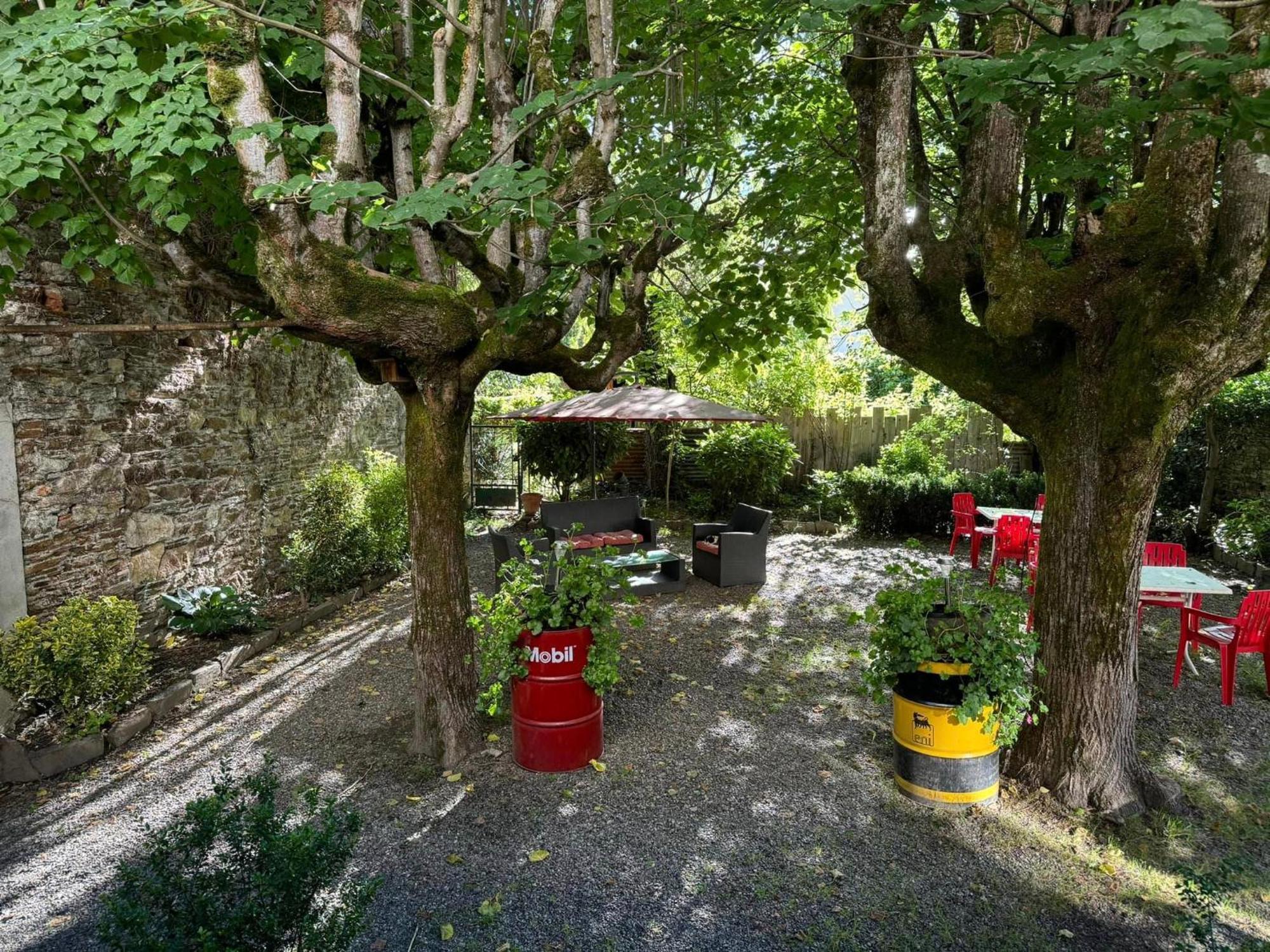 Aparthotel Le Petit Train Bagnères-de-Luchon Dış mekan fotoğraf